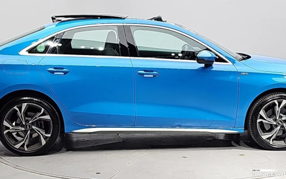Audi A3 (8Y) 40 TFSI 2022 — thumbnail 4