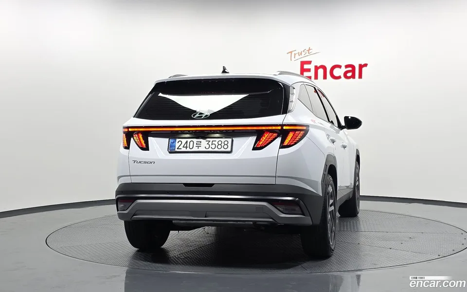 Hyundai Tucson Hybrid NX4 HEV 1.6 2WD 2025 — thumbnail 4