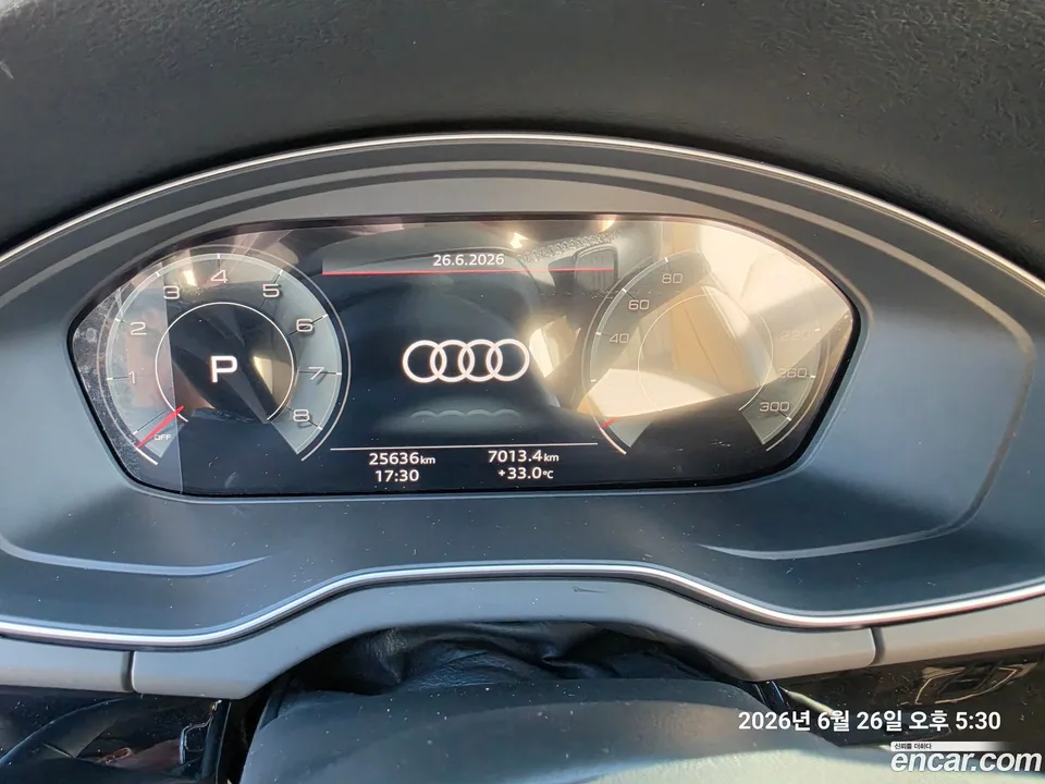 Audi Q5 45 TFSI 2024 — photo 1, buy with delivery to Moscow