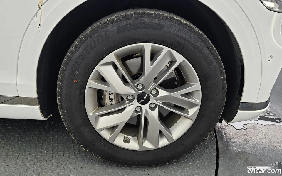 Genesis GV70 2.5T 2WD 2025 — thumbnail 5