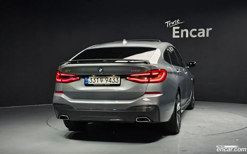 BMW 6 Series GT 620d M 2022 — thumbnail 4