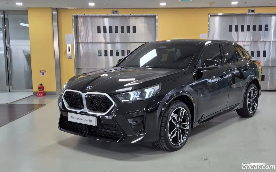 BMW X2 xDrive 20i M 2025 — photo 1, buy with delivery to Moscow