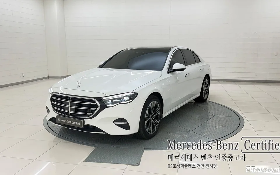 Mercedes-Benz E-Class E350e 4MATIC 2025 — photo 1, buy with delivery to Moscow