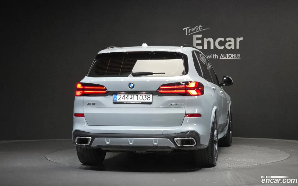 BMW X5 xDrive 40i M 2025 — thumbnail 4