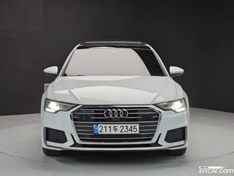 Audi A6 45 TFSI 2022 — photo 1, buy with delivery to Moscow