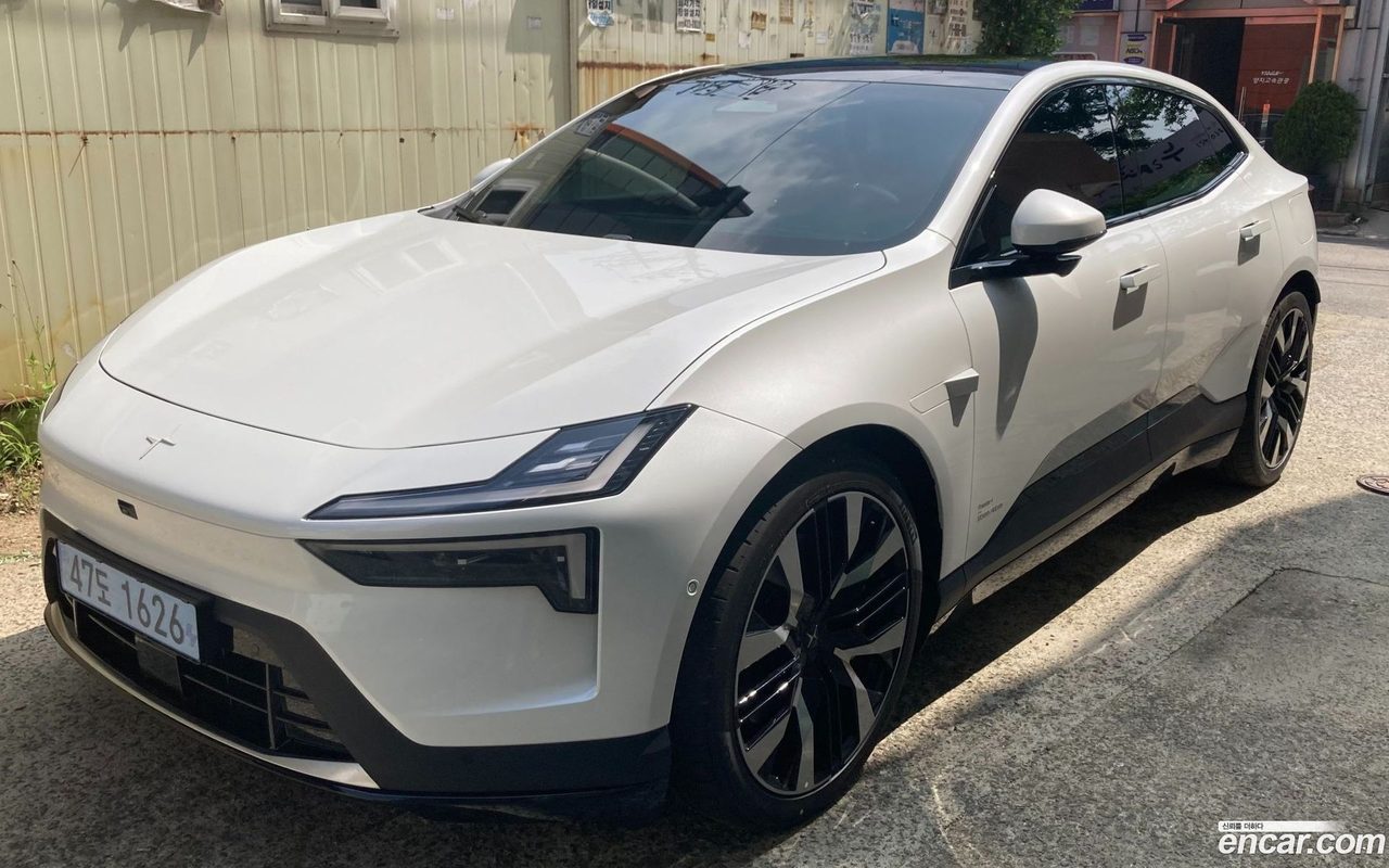 Polestar Polestar 4 2026 — 3
