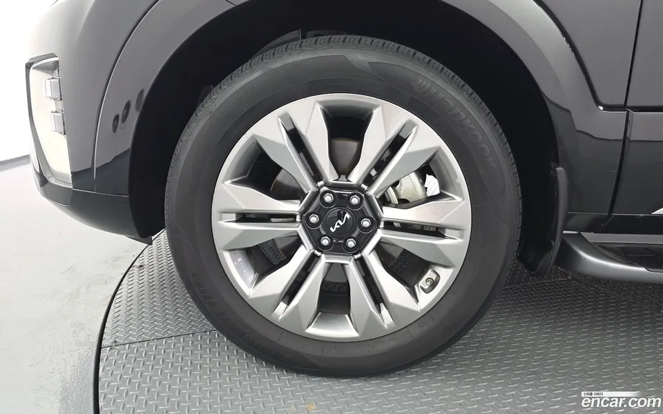 Kia Mohave The Master 3.0 4WD 6 2023 — thumbnail 2