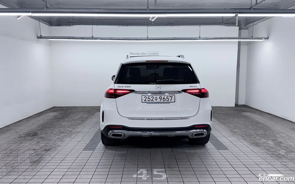 Mercedes-Benz GLE-Class GLE450 4MATIC 2024 — миниатюра 4