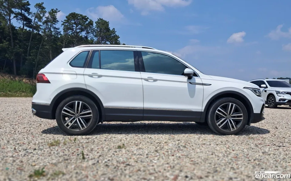 Volkswagen Tiguan 2.0 TDI 2023 — thumbnail 4