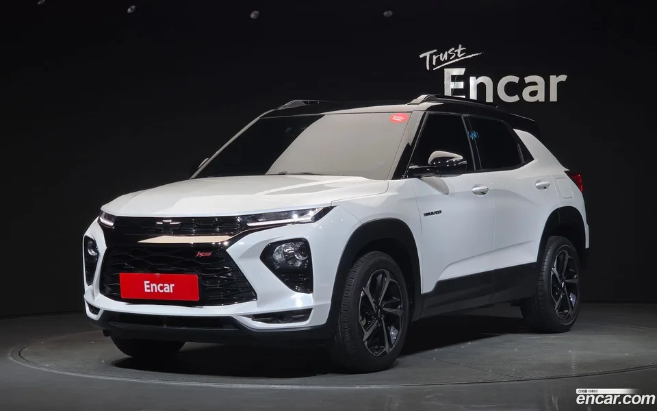 Chevrolet Trailblazer 1.3 2WD 2022 — photo 1, buy with delivery to Moscow