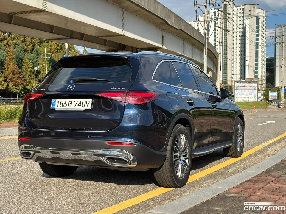 Mercedes-Benz GLC-Class GLC220 d 4MATIC 2024 — thumbnail 2