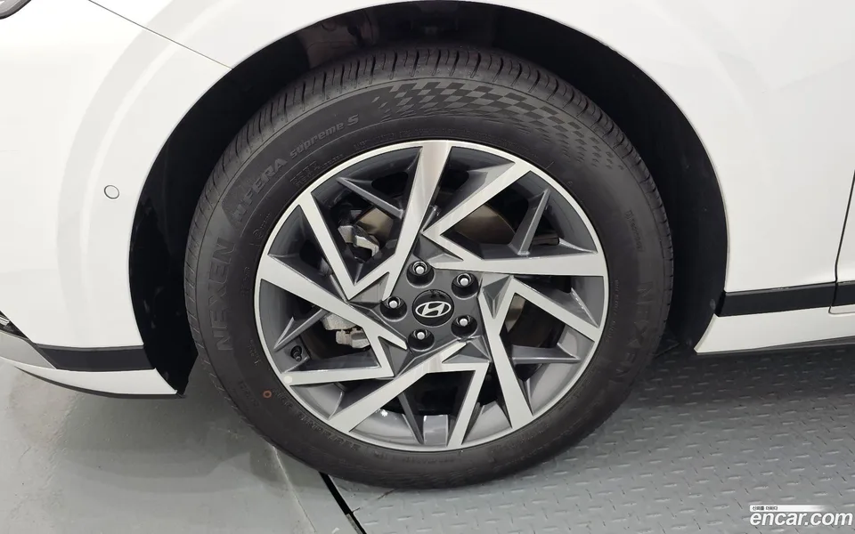 Hyundai Grandeur Hybrid 2024 — thumbnail 2