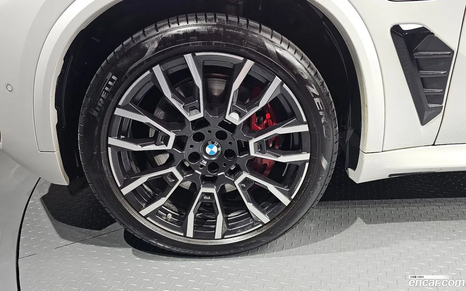 BMW X5 xDrive 50e M 2025 — thumbnail 2