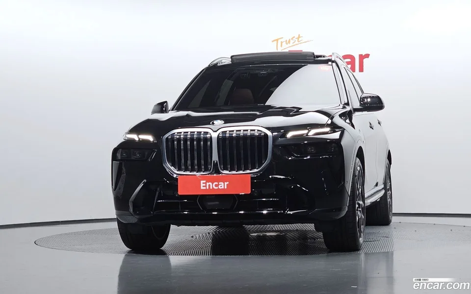 BMW X7 xDrive 40i M 6 2024 — thumbnail 3