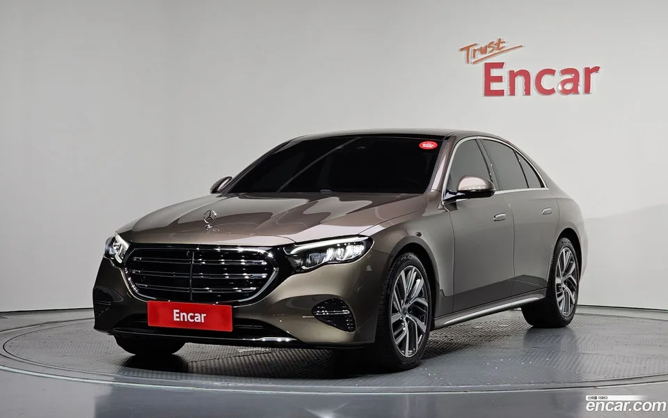Mercedes-Benz E-Class E220d 4MATIC 2025 — photo 1, buy with delivery to Moscow