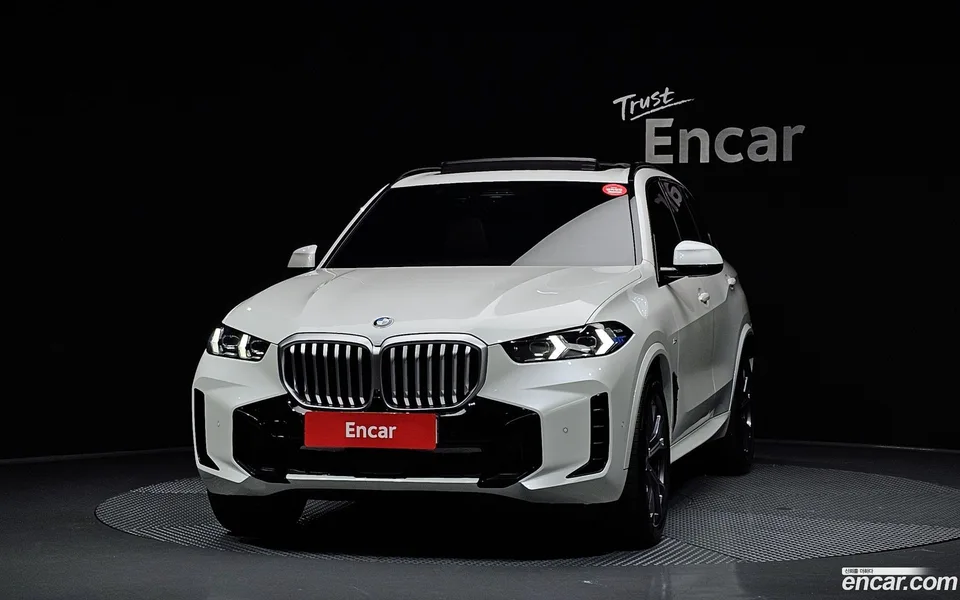 BMW X5 xDrive 40i M 2024 — thumbnail 3
