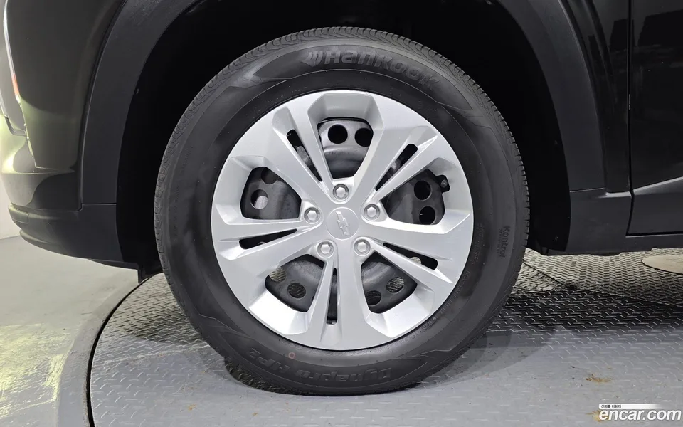 Chevrolet Trax Crossover 1.2 LS 2023 — thumbnail 2