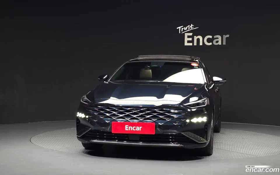 Kia K8 Hybrid 2022 — thumbnail 3