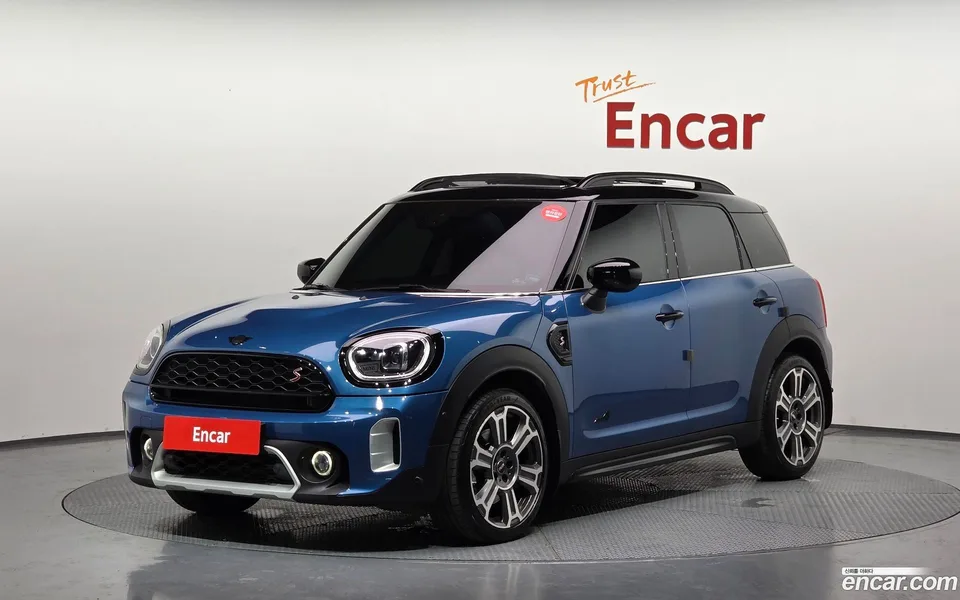 MINI Cooper S Countryman ALL4 2023 — photo 1, buy with delivery to Moscow