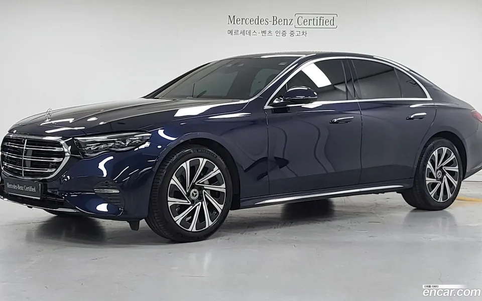 Mercedes-Benz E-Class E300 4MATIC 2024 — photo 1, buy with delivery to Moscow