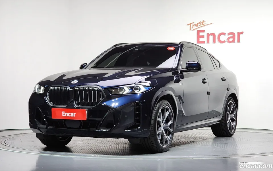 BMW X6 xDrive30d M 2024 — photo 1, buy with delivery to Moscow