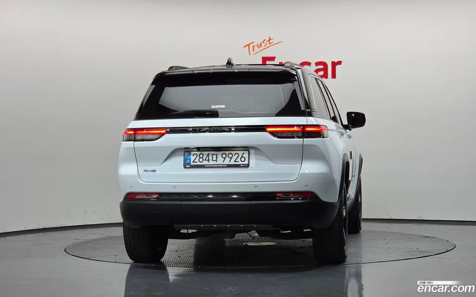 Jeep Grand Cherokee 4xe 2023 — thumbnail 4