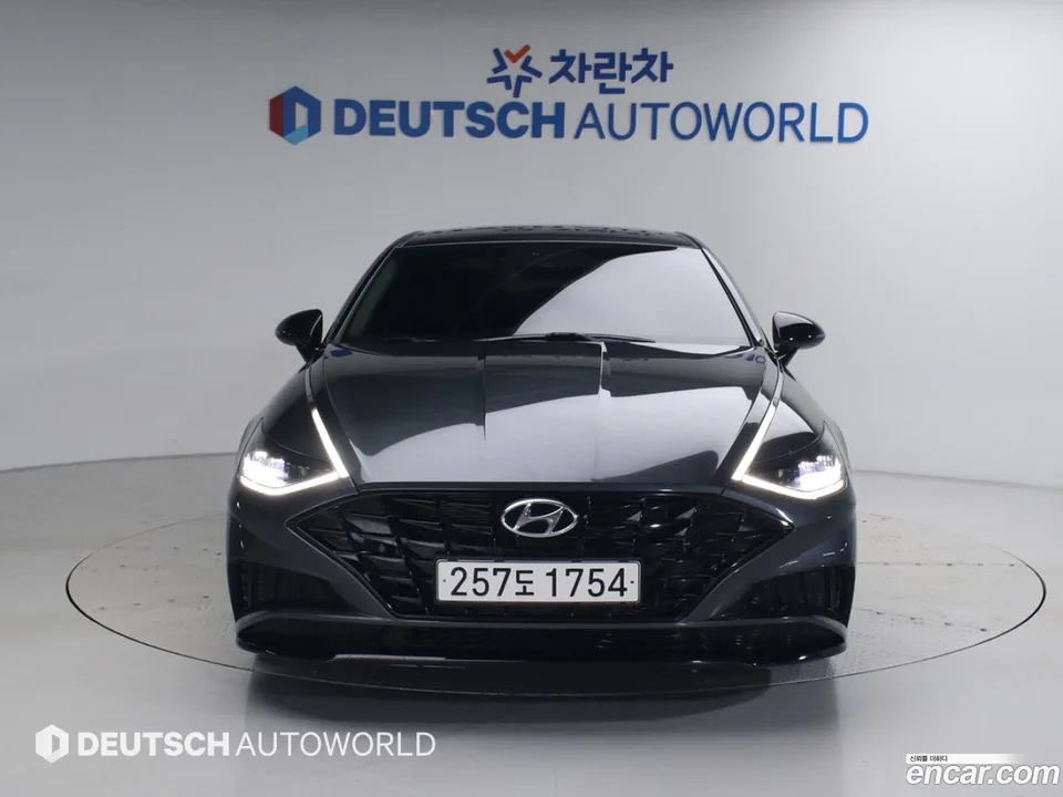 Hyundai Sonata 2.0 2022 — thumbnail 3