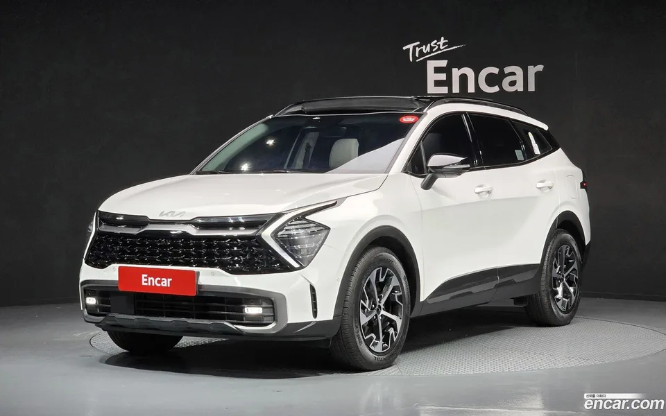 Kia Sportage Hybrid 4WD 2024 — фото 1, купить с доставкой в Москву