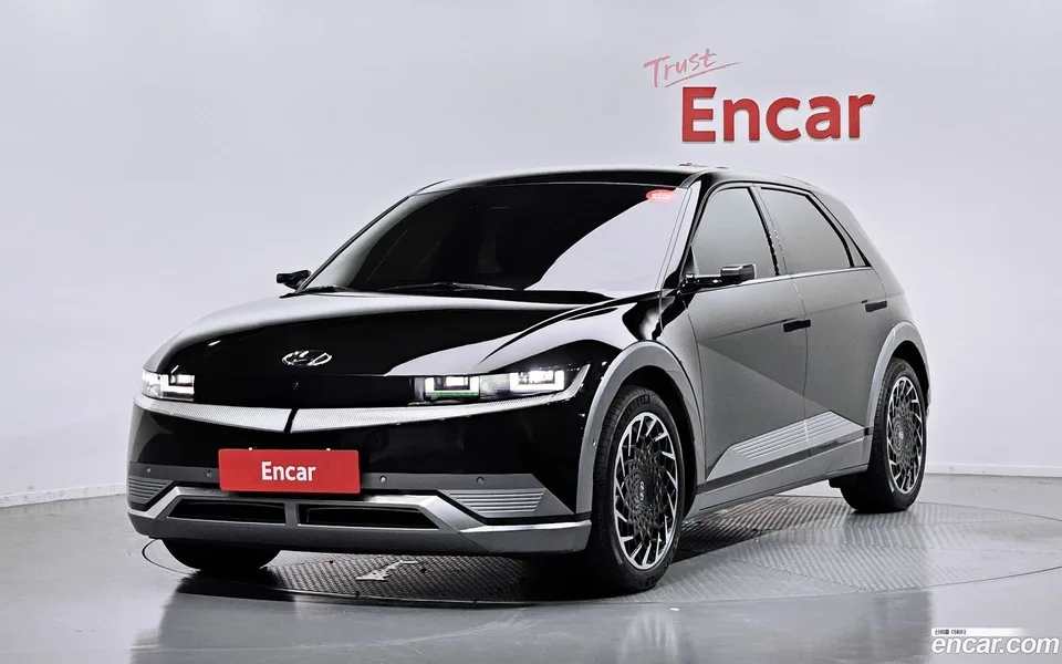 Hyundai Ioniq 5 2022 — photo 1, buy with delivery to Moscow