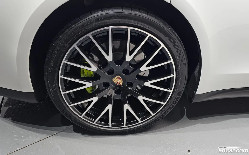 Porsche Panamera (976) 2.9 AWD E- 2025 — thumbnail 5