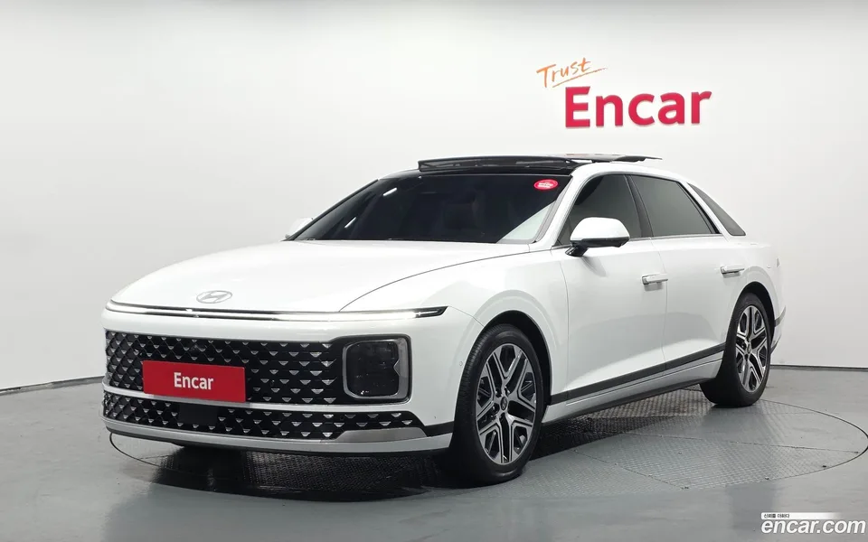 Hyundai Grandeur Hybrid 2024 — photo 1, buy with delivery to Moscow