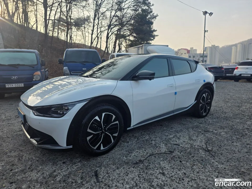 Kia EV6 4WD 2022 — thumbnail 3