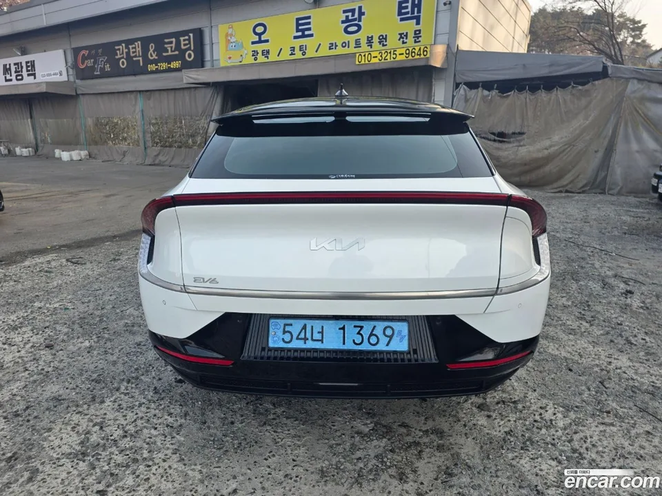 Kia EV6 4WD 2022 — thumbnail 4