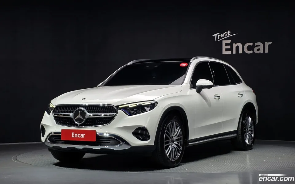 Mercedes-Benz GLC-Class 2024
