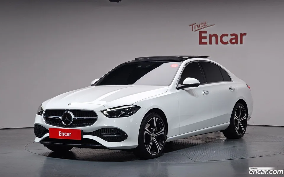 Mercedes-Benz C-Class C300 4MATIC 2023 — photo 1, buy with delivery to Moscow