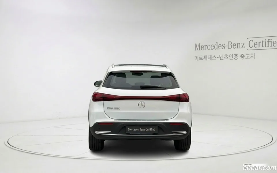 Mercedes-Benz EQA EQA250 2025 — thumbnail 4