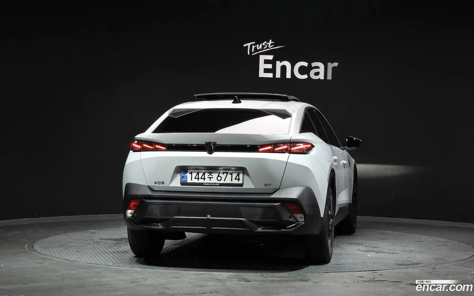 Peugeot 408 1.2 Pure Tech GT 2024 — миниатюра 4