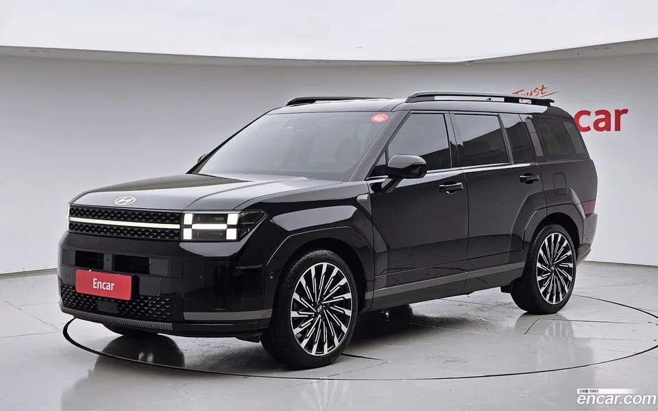 Hyundai SantaFe 2.5T 2WD 2023 — photo 1, buy with delivery to Moscow