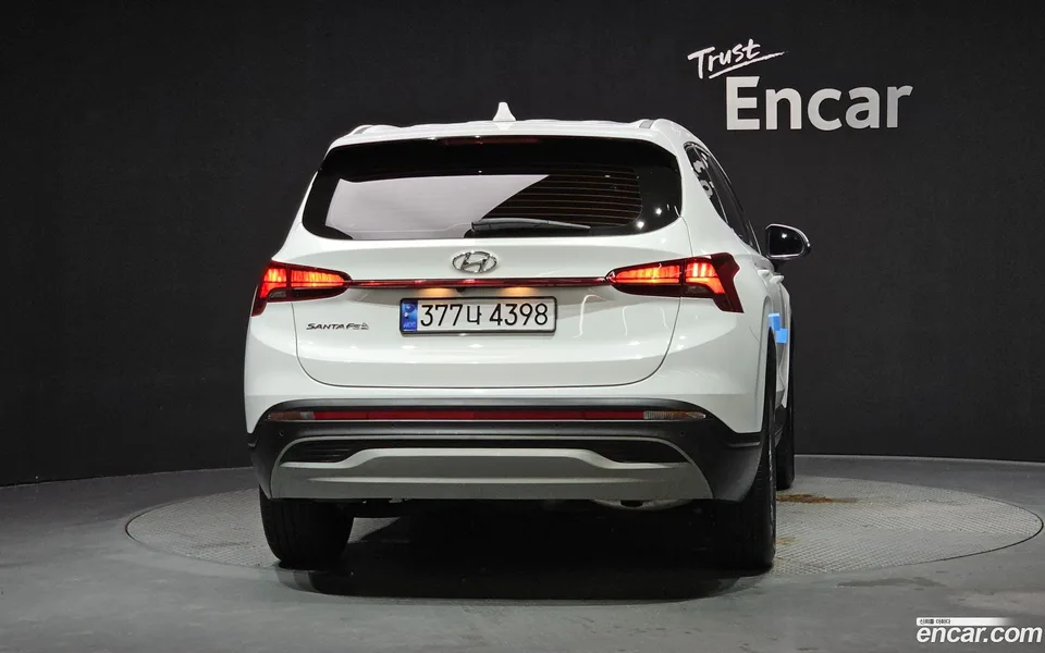 Hyundai SantaFe 2.2 2WD 2022 — thumbnail 4