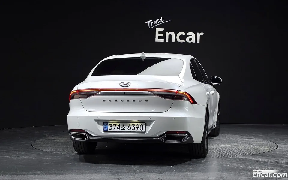 Hyundai Grandeur IG Hybrid 2022 — thumbnail 4