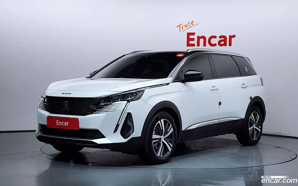 Peugeot 5008 1.2 Pure Tech 2024 — photo 1, buy with delivery to Moscow