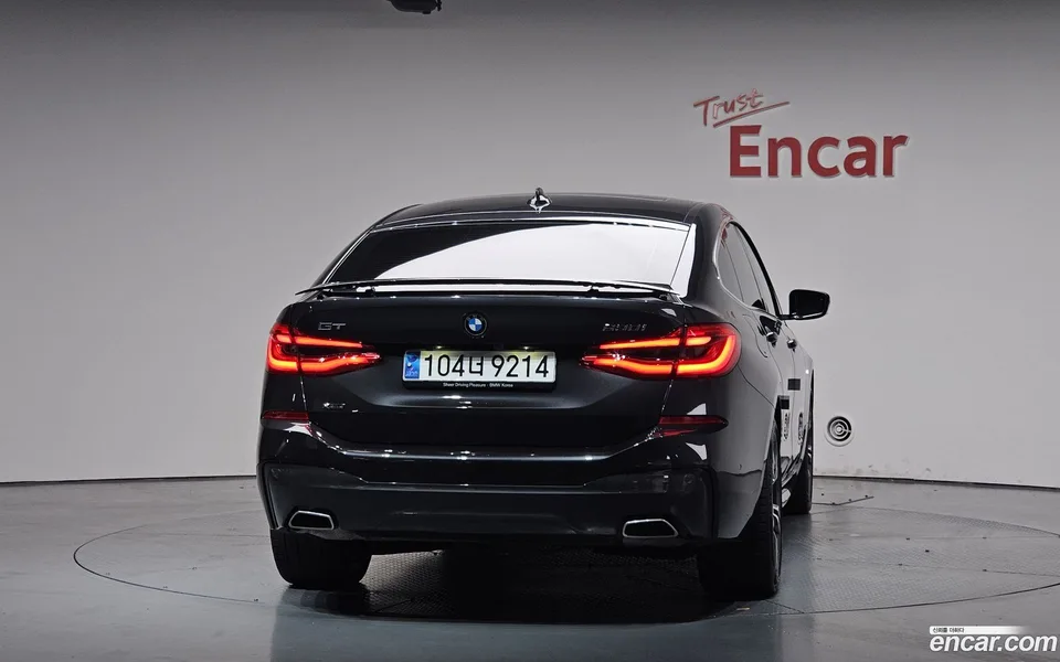 BMW 6 Series GT 630i xDrive M 2023 — thumbnail 4