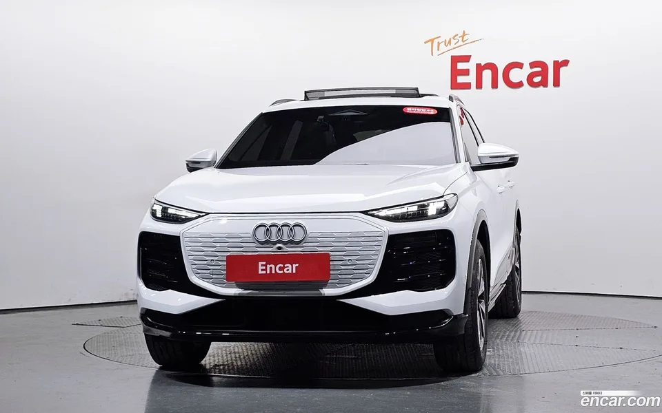 Audi Q6 e- 2025 — thumbnail 3