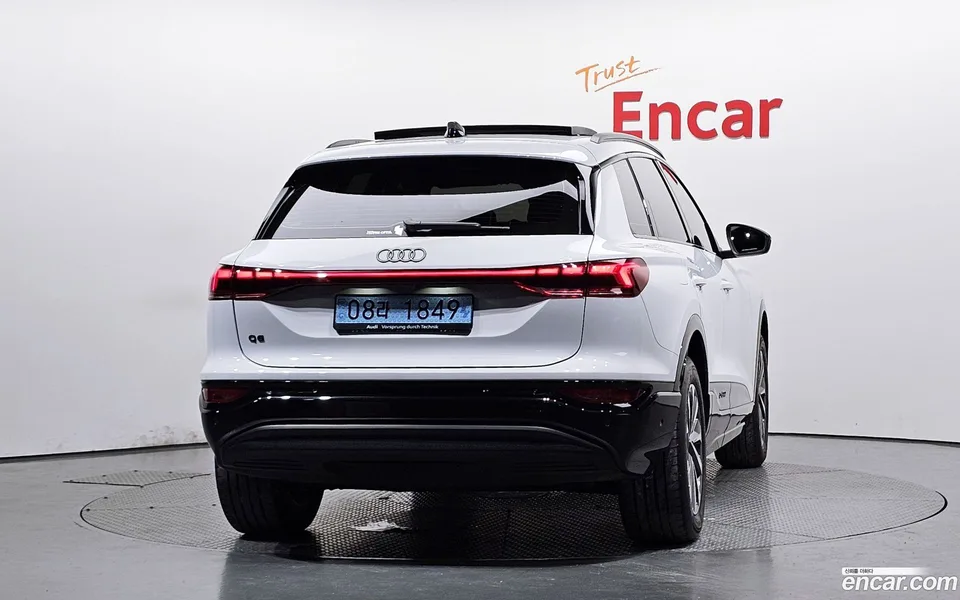 Audi Q6 e- 2025 — thumbnail 4