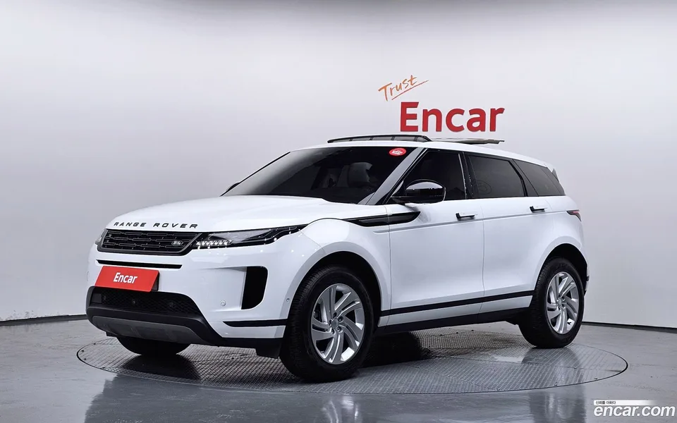 Land Rover Range Rover Evoque P250 S 2025 — photo 1, buy with delivery to Moscow