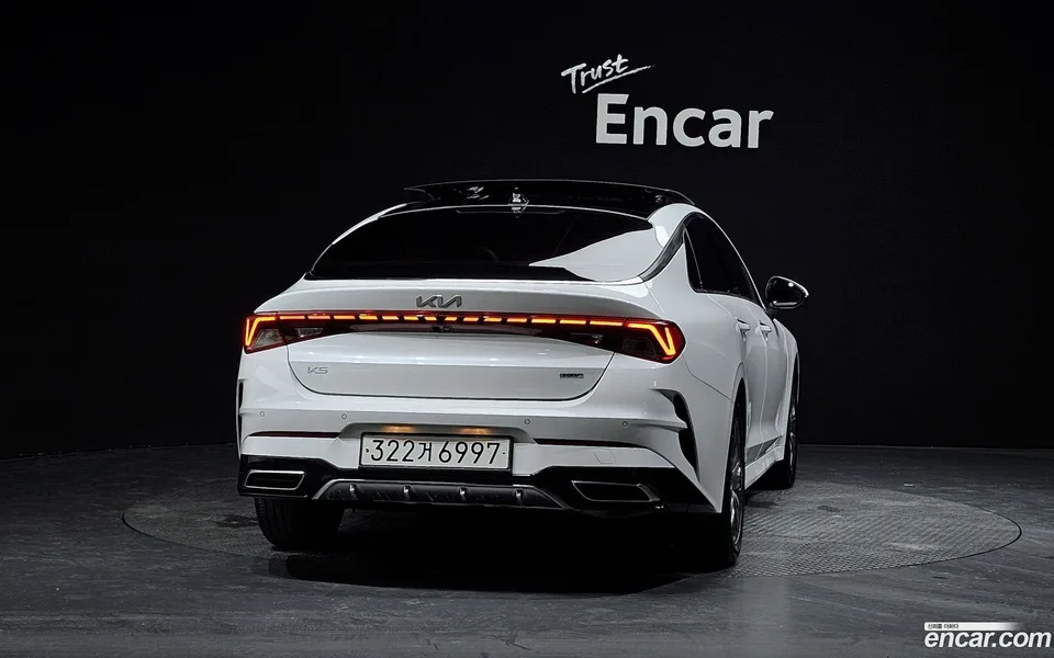 Kia K5 Hybrid 2023 — миниатюра 4
