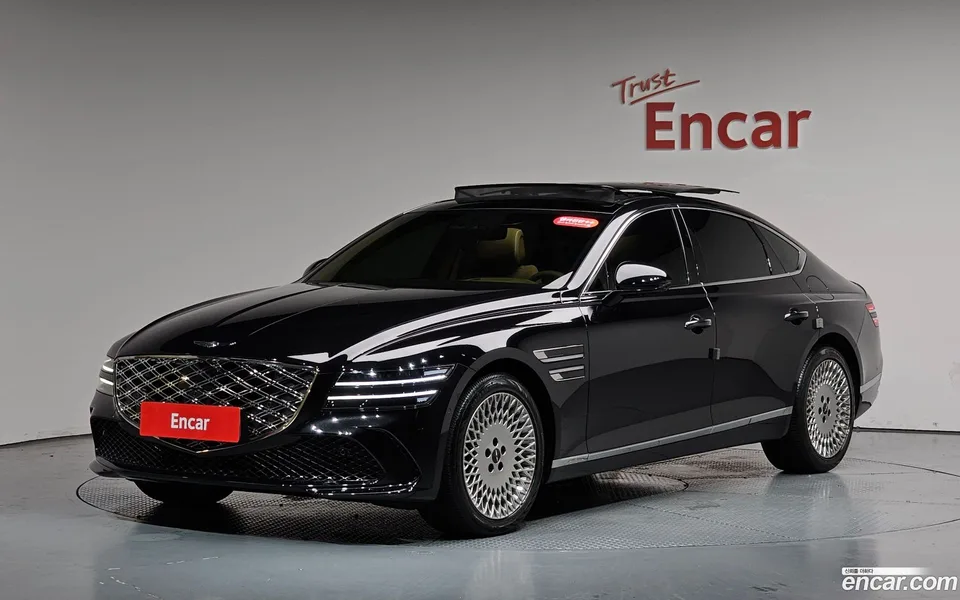 Genesis G80 2.5 AWD 2024 — photo 1, buy with delivery to Moscow