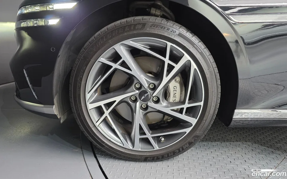 Genesis G90 3.5 AWD 2023 — thumbnail 5
