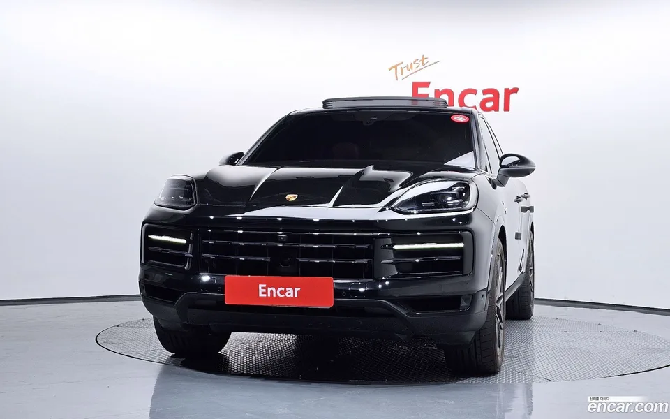 Porsche Cayenne 3.0 E- 2024 — миниатюра 3
