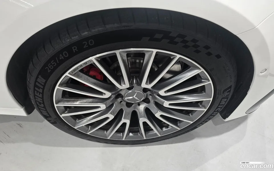 Mercedes-Benz E-Class AMG E53e 4MATIC+ 2026 — thumbnail 2
